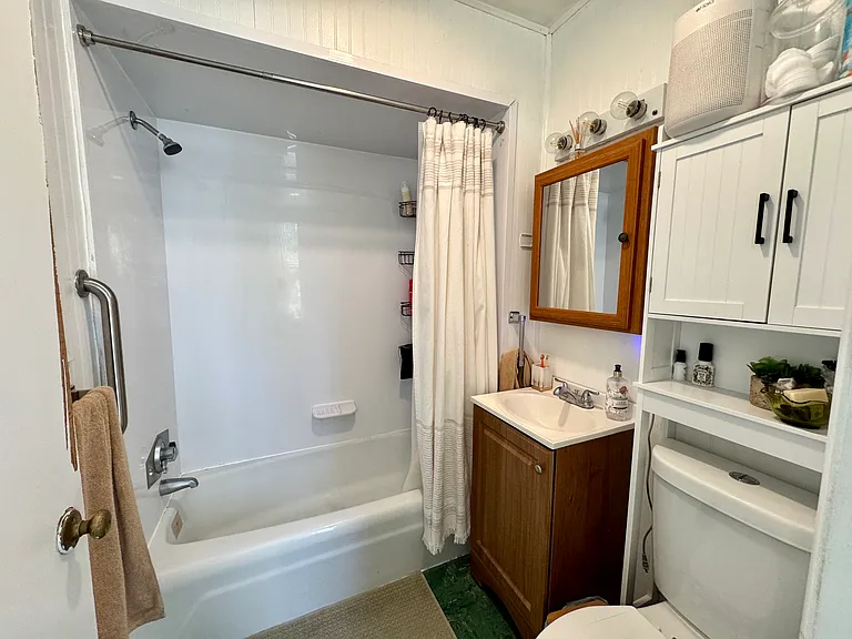Full bath