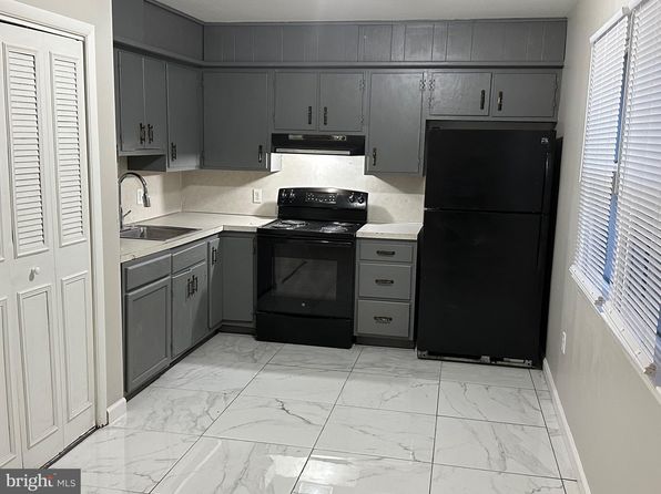 203 E Penn Ave #A-209