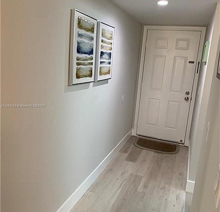 3rd image of 1709 Whitehall Dr APT 206