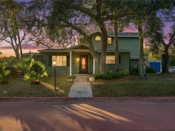 7331 Demens Dr S, Saint Petersburg, FL 33712