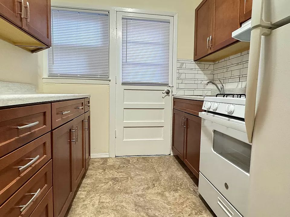 1st image of 78-10 31st Ave #1F