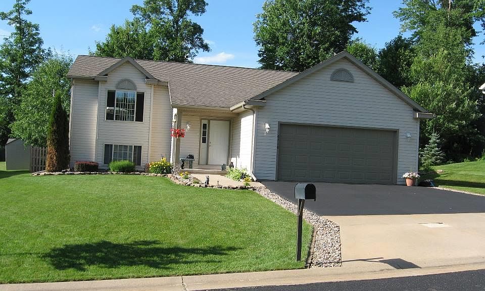 1st image of 6716 Morgan Creek Dr