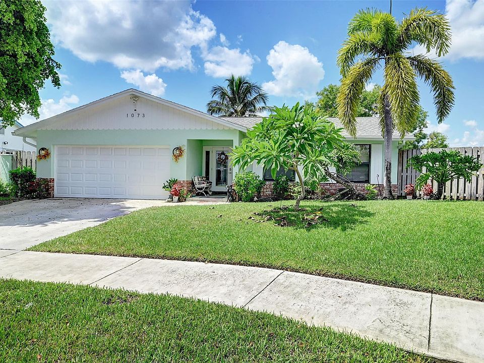 1st image of 1073 SW 25th Avenue