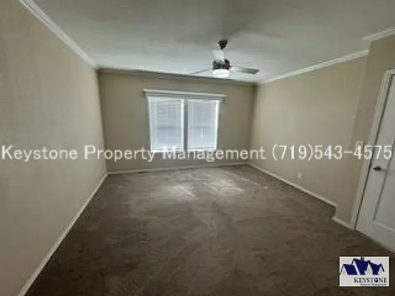 1051 E Platteville Blvd — Photo 16