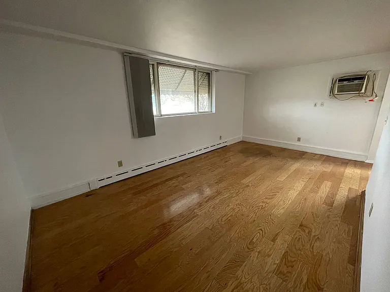 3805 Bryant Ave S — Photo 10