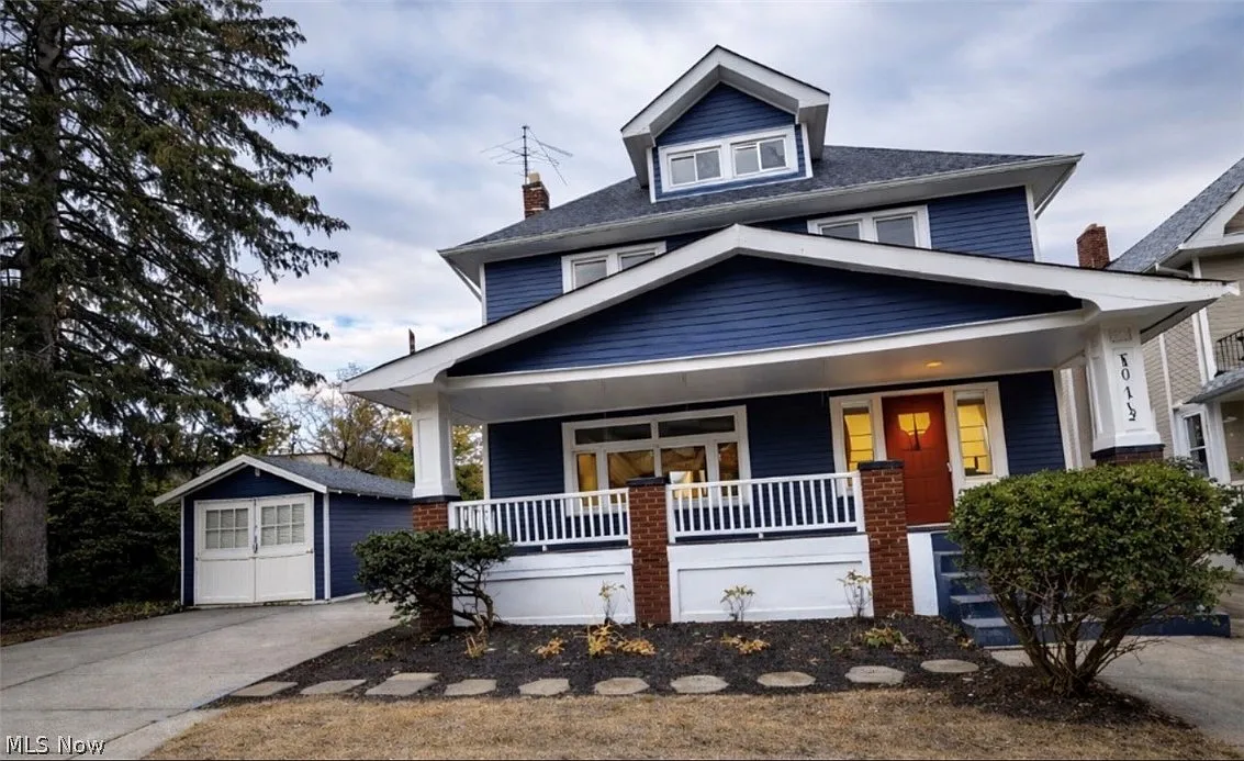 10409 Fidelity Ave photo 1