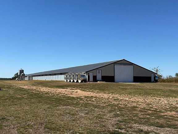 5th image of 12791 Farm Road 1045