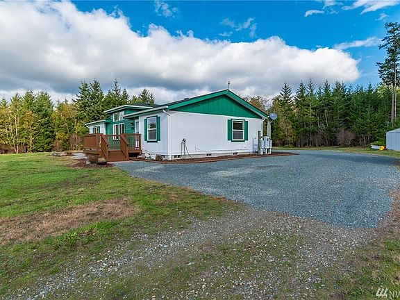 4th image of 4276 Terrace Dr