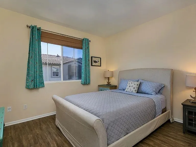 6012 Paseo Salinero — Photo 4