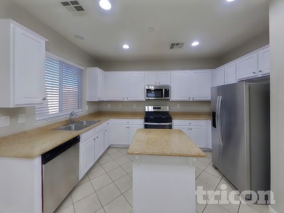 4th image of 7205 Bombay Reef Ct