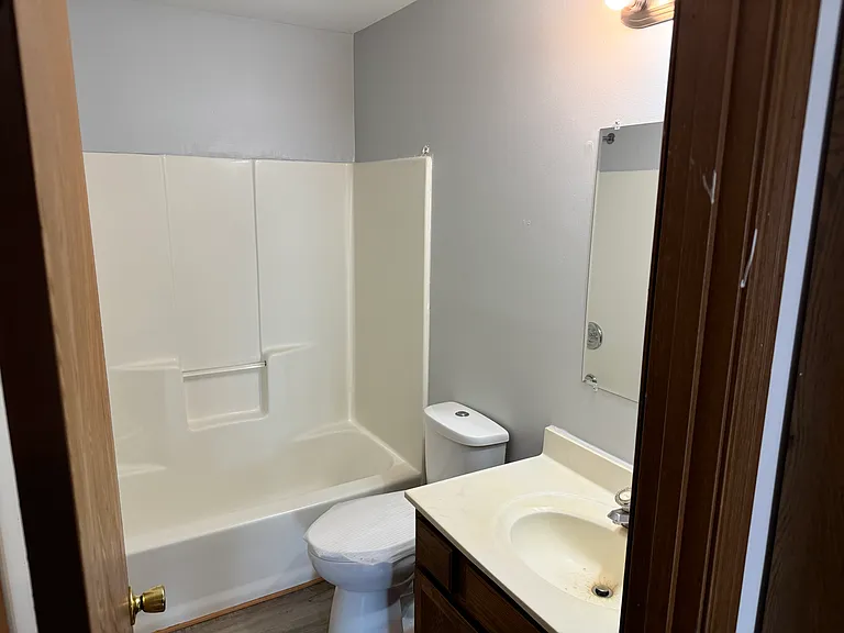 7364 Bigger St — Photo 4