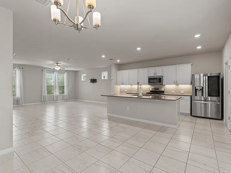 8809A Whitter Dr — Photo 7
