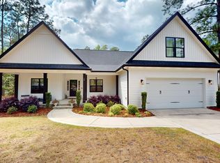 10 Arbutus Ln, Carthage, NC 28327