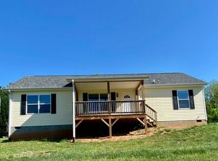 304 McLean Heights Ct, Weaverville, NC 28787
