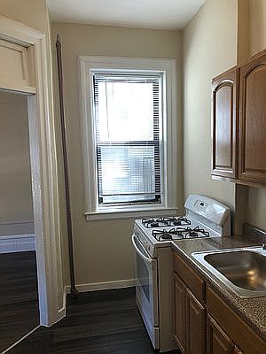 4th image of 2340 Adam C Powell Blvd #75
