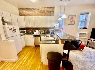 95 Prince St APT 8, Boston, MA 02113