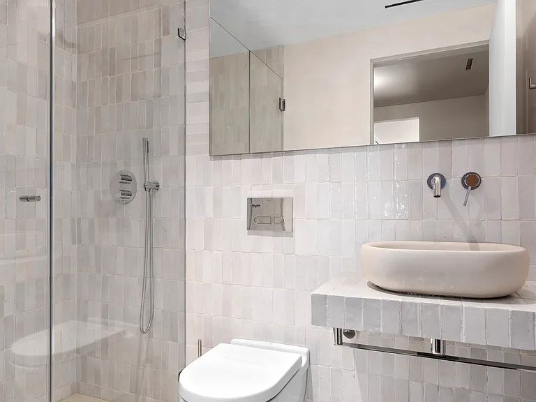 279 Grand St #2 — Photo 9
