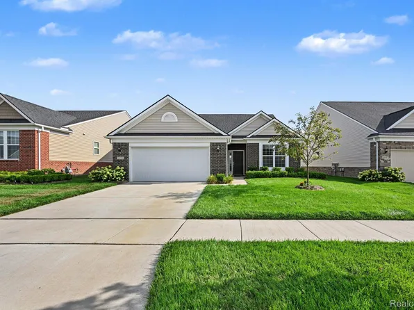 50153 Fowler Rd, Canton, MI 48188