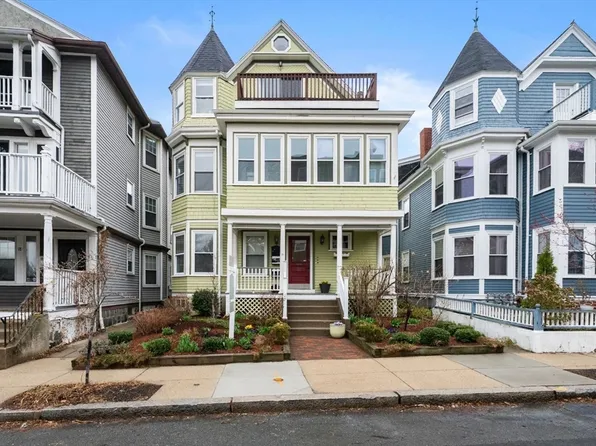 22 Jerome St #2, Dorchester, MA 02125