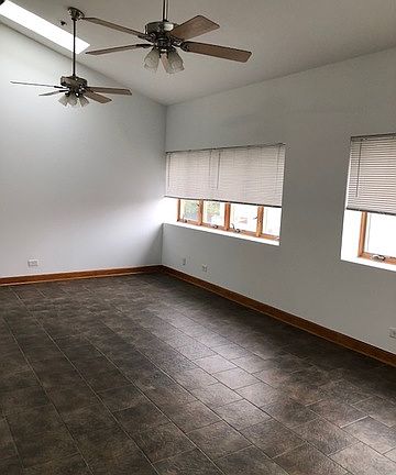 2nd image of 16649 Oak Park Ave #201