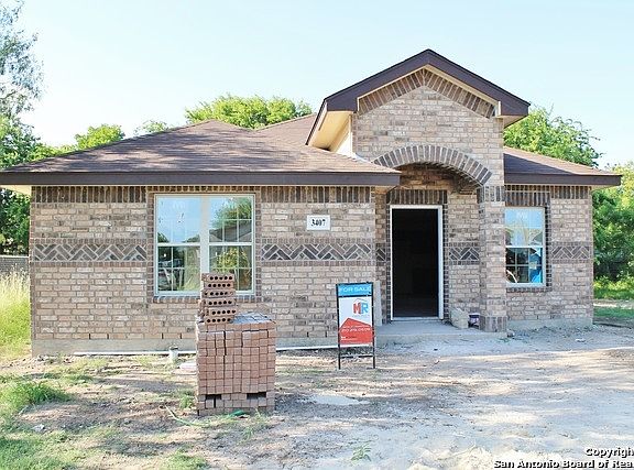 5th image of 3203 Avoca Dr