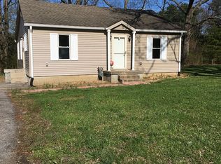 1750 Hodgenville Rd, Elizabethtown, KY 42701