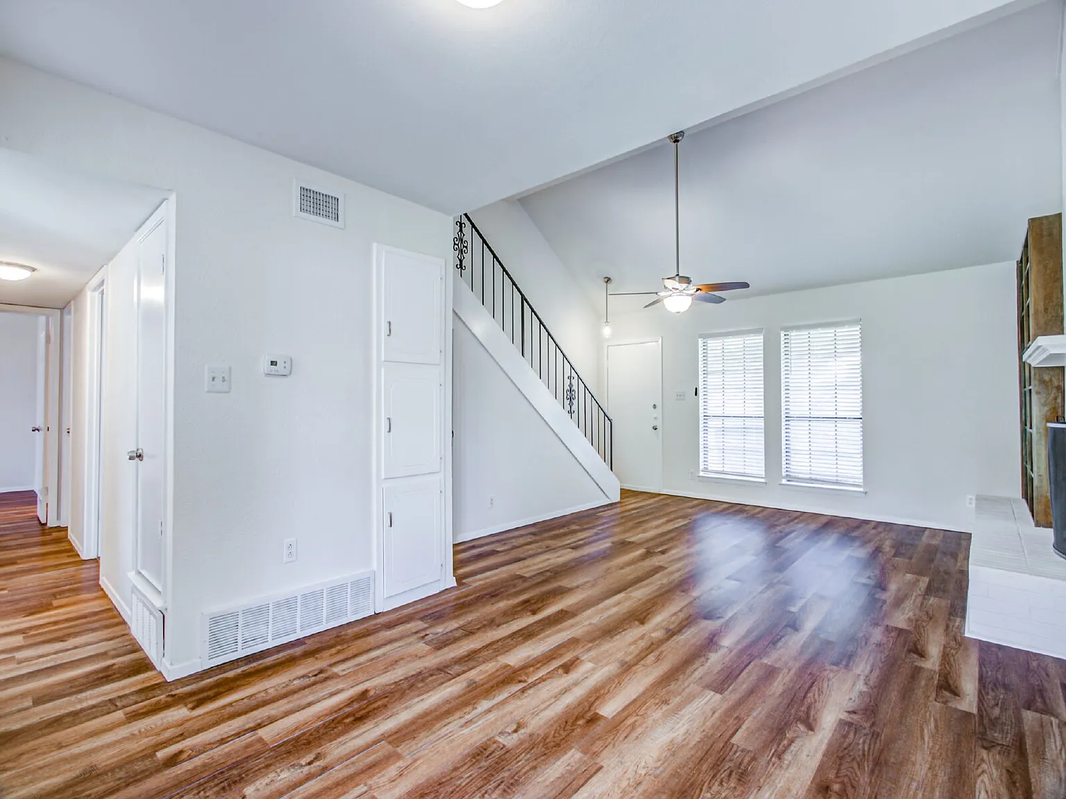 3 bed, 2.0 bath, 1512 sqft, $2,000 — Photo 4