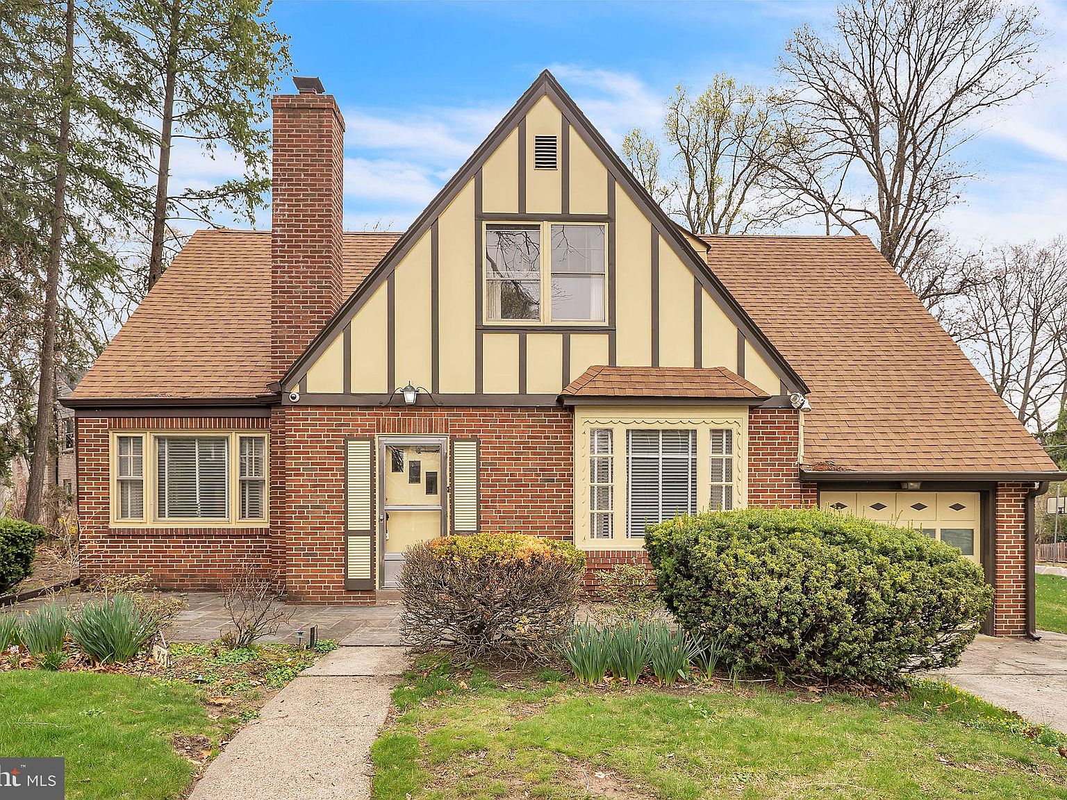 7831 Cheltenham Ave, Laverock, PA 19038 | Zillow