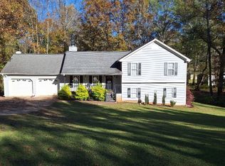 729 Riverview Ln, Winder, GA 30680