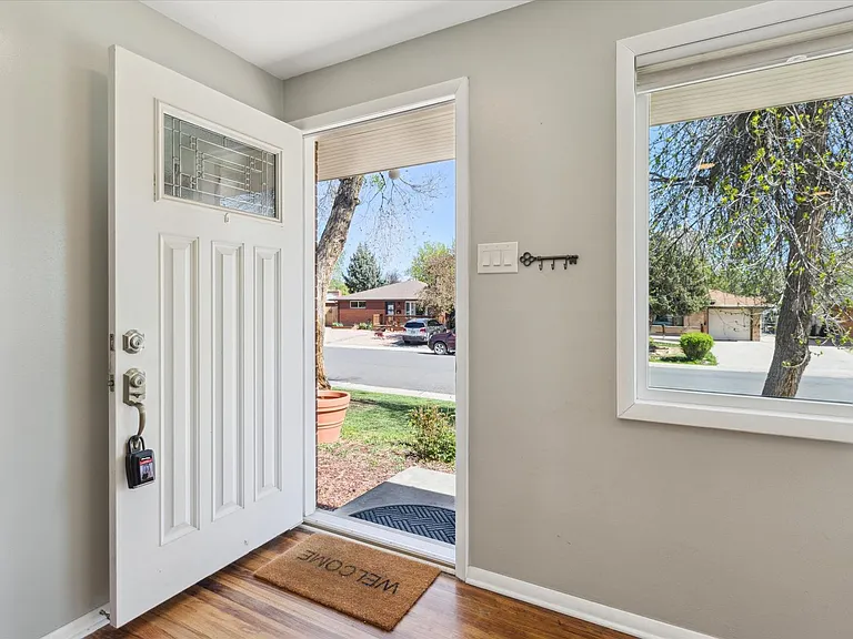 269 Beryl Way — Photo 3