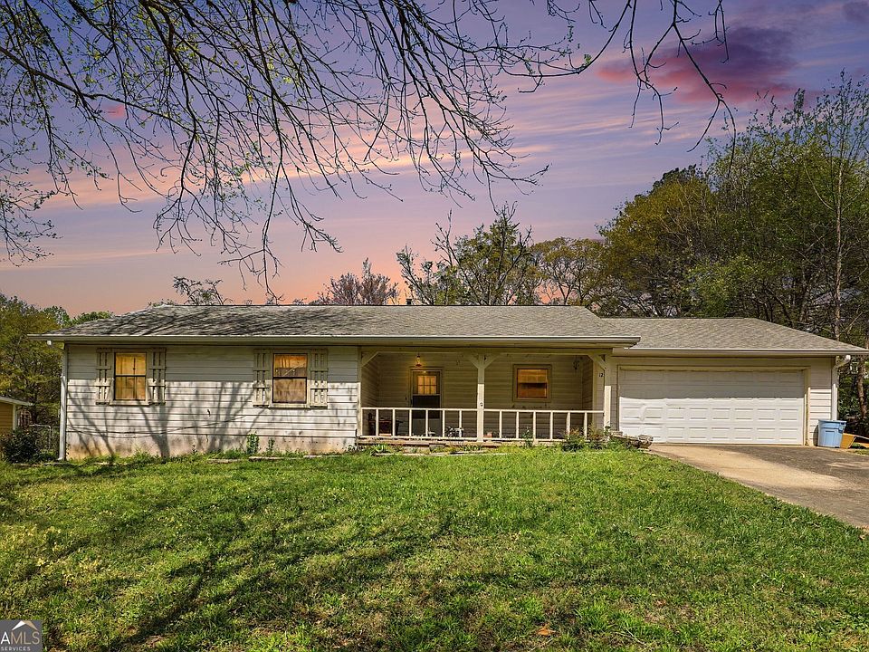 1st image of 120 Carriage Cir