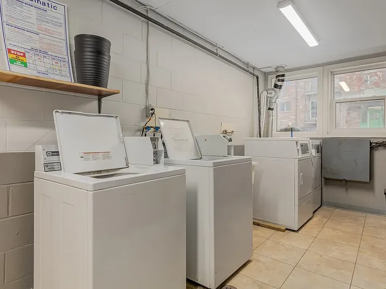 6 Allanbrooke Dr #18 — Photo 23