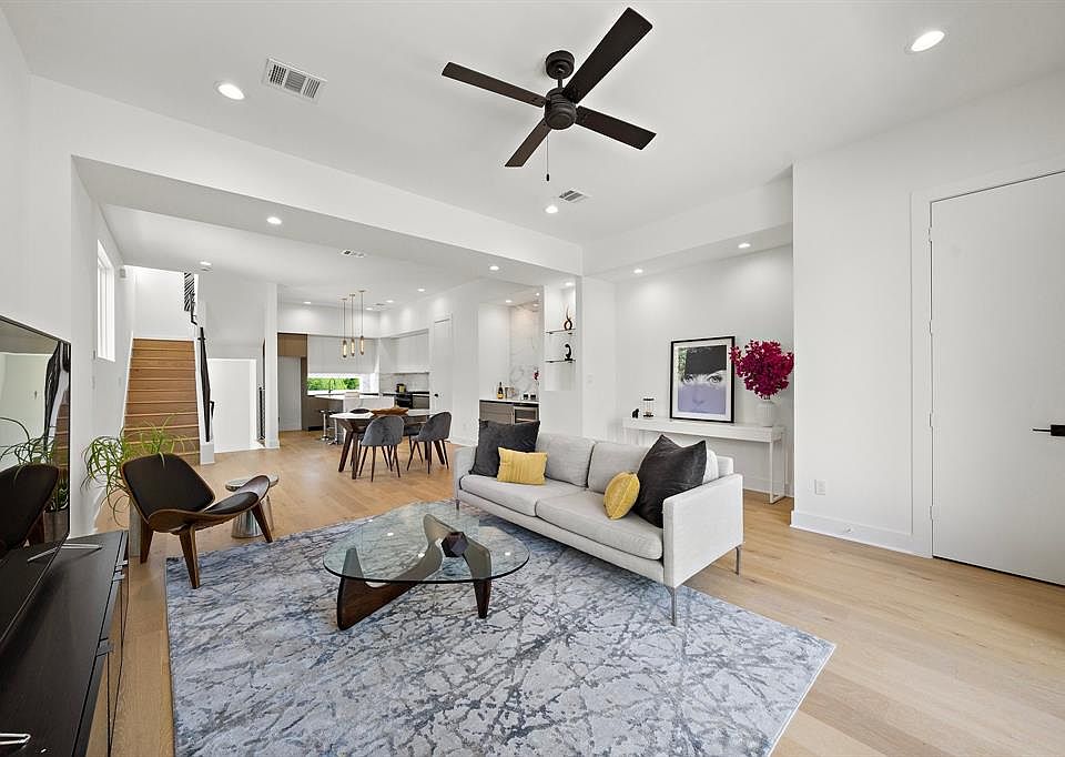 1st image of 4211 Crawford St