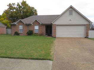 9906 Allen Pkwy N, Olive Branch, MS 38654