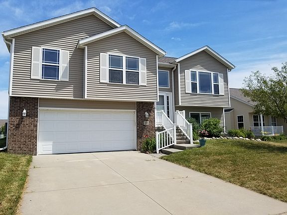 2nd image of 200 Cattail Ln