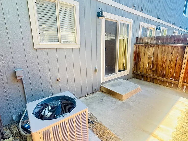 3945 Pheasant Dr #2 — Photo 10