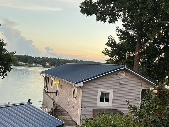 2nd image of 73 Perlmans Pl