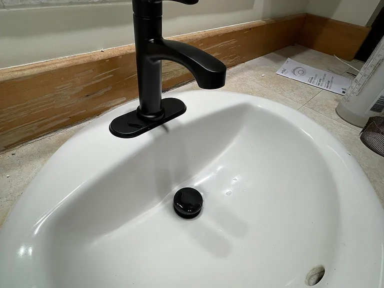 New sink faucets