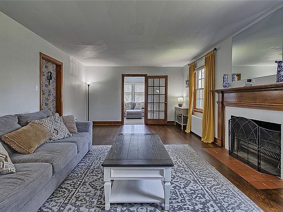2nd image of 605 Brushton Ave