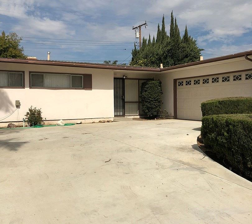 2nd image of 9431 Mikinda Ave