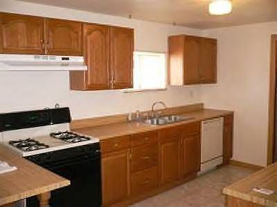 2nd image of 685 N Maddux Dr