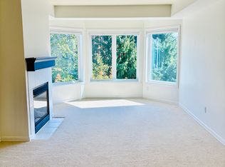 4847 California Ave SW APT 503, Seattle, WA 98116