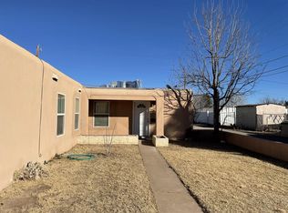 915 11th St #915, Artesia, NM 88210