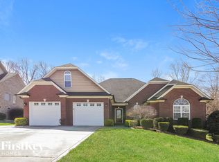 3941 Erskine Woods Dr, Bessemer City, NC 28016