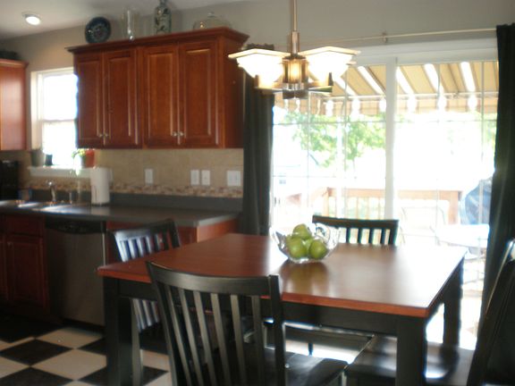 5th image of 8697 Oriole Dr