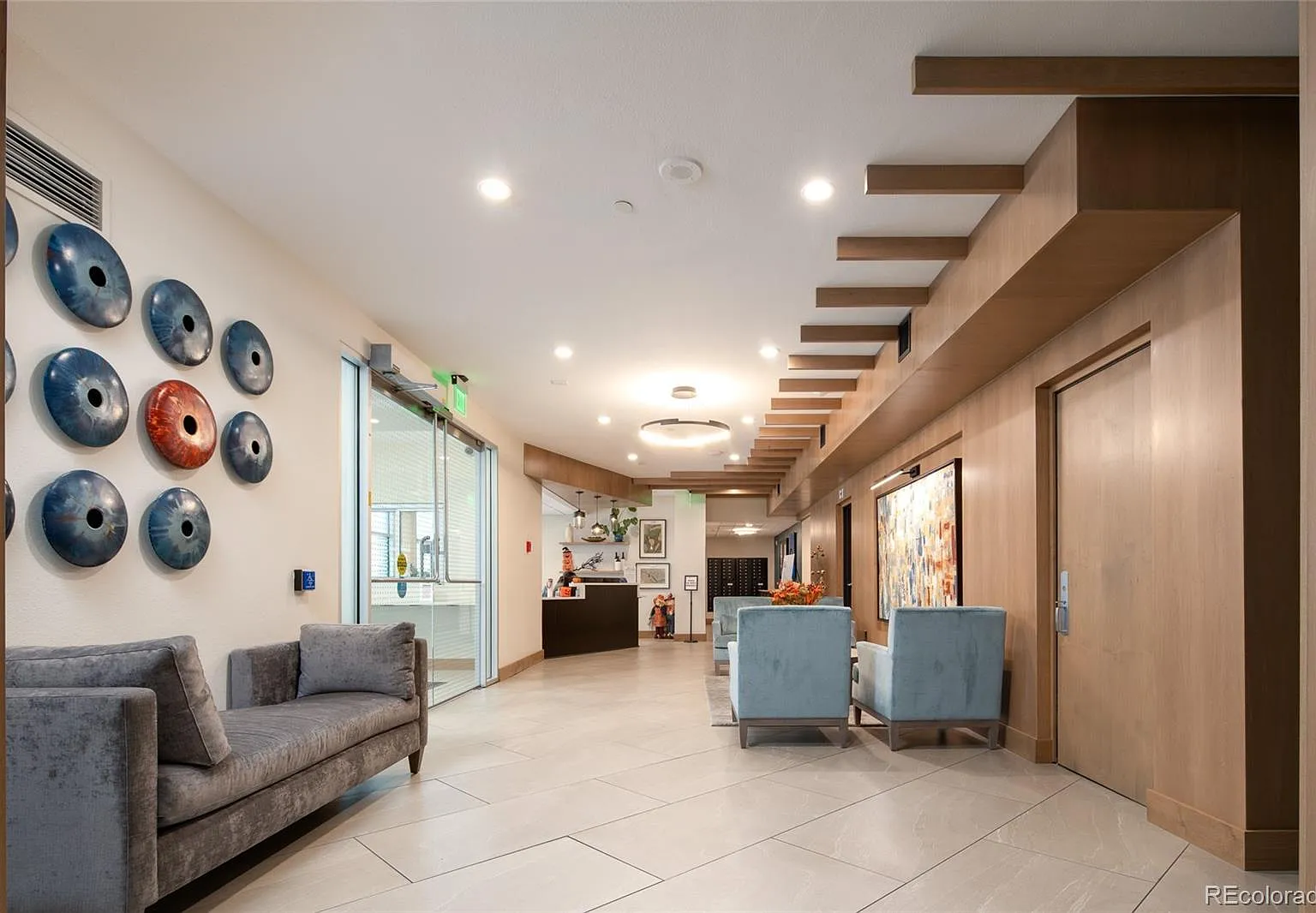 Larimer Place Condominiums — Photo 4