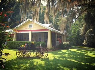 301 W Noble Ave, Bushnell, FL 33513