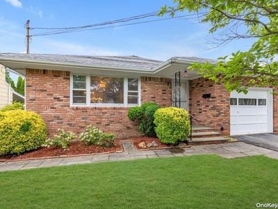 5 Cross Street, Port Washington, NY, 11050