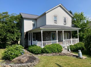 522 Packer St, Avoca, PA 18641
