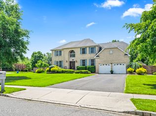501 Hartshorne Ct, Freehold, NJ 07728